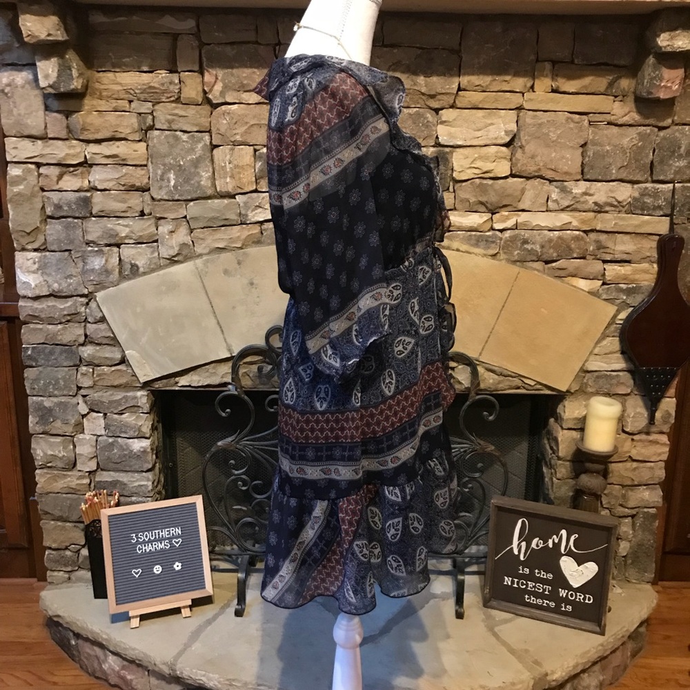 Banana Republic Boho Ruffle Dress Size 4 - Picture 6 of 8